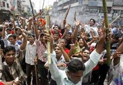 Sinh viên biểu tình tại Dhaka
